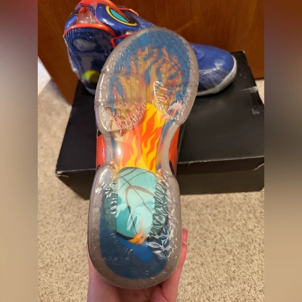 Air Jordan 8 Retro Doernbecher Sneakers